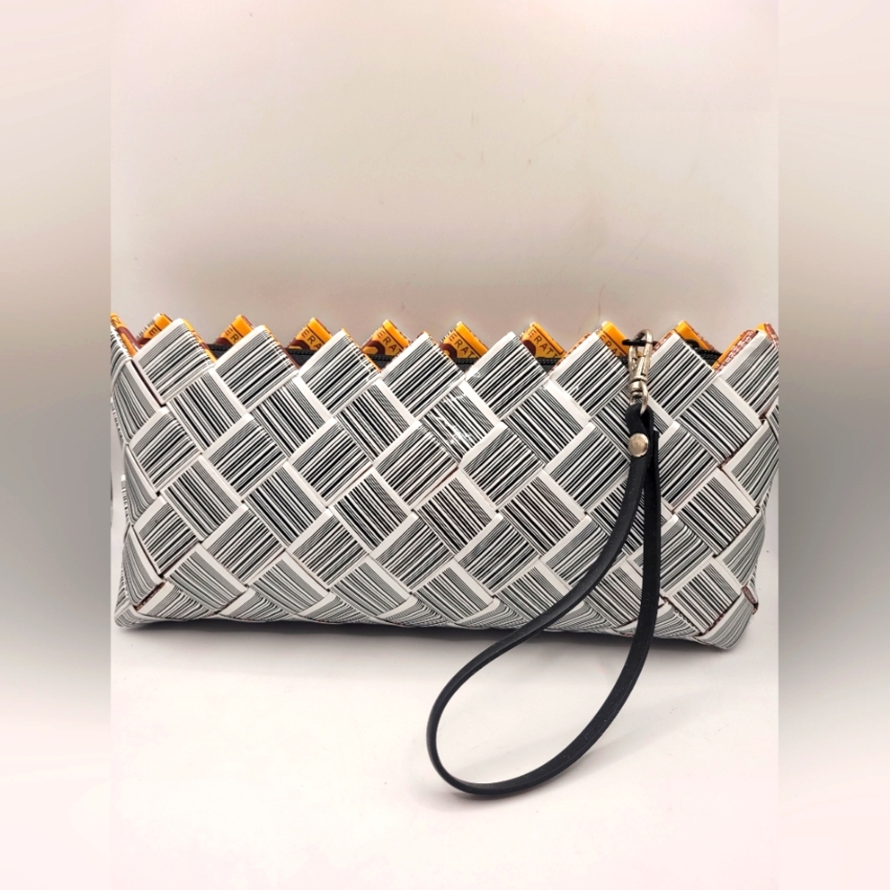 Ecoist Mod Wristlet Vintage Clutch